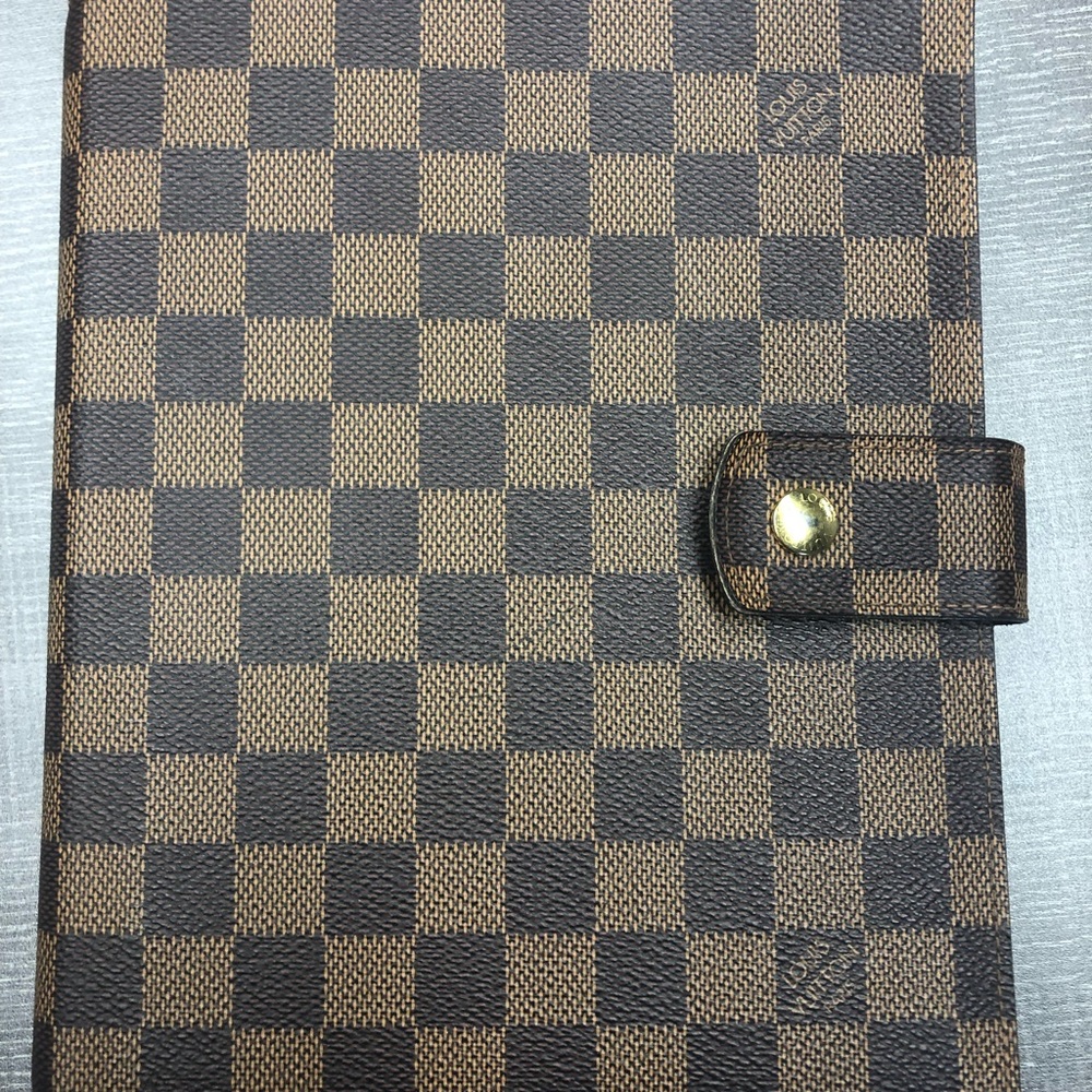 Sold Louis Vuitton DE agenda gm size